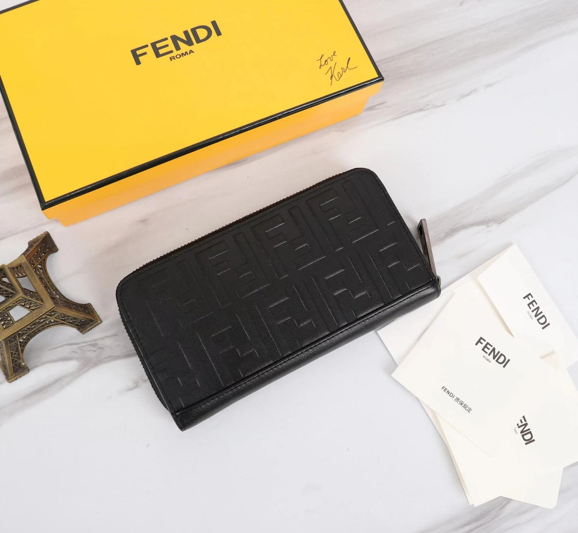 Fendi AAA Man Wallets ModernLook 3212