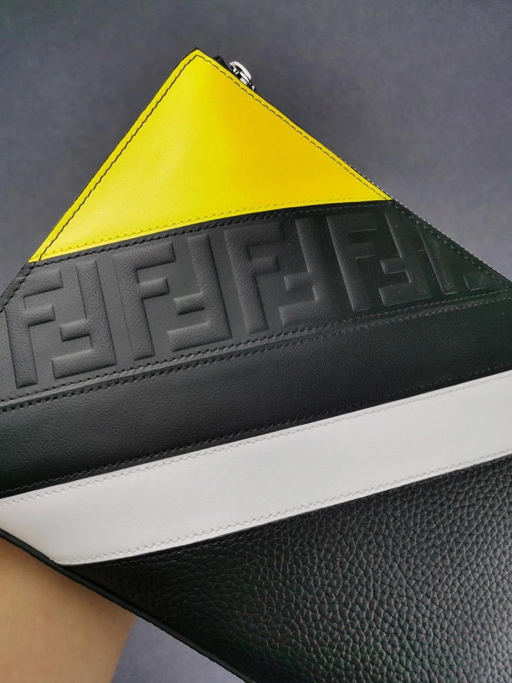 Fendi AAA Man Wallets ModernLook 5667