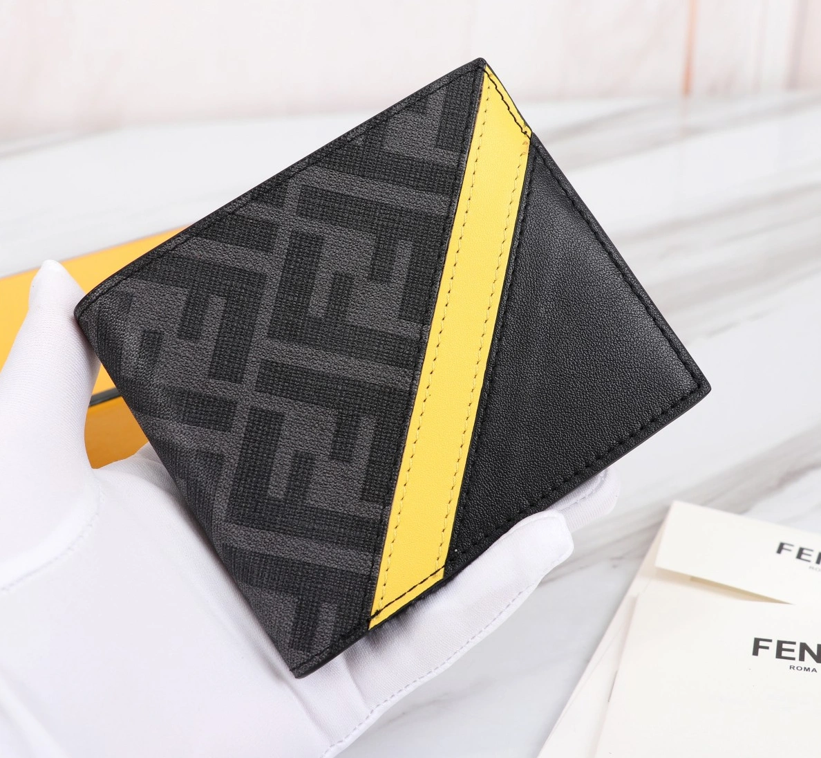 Fendi AAA Man Wallets Popular 1810