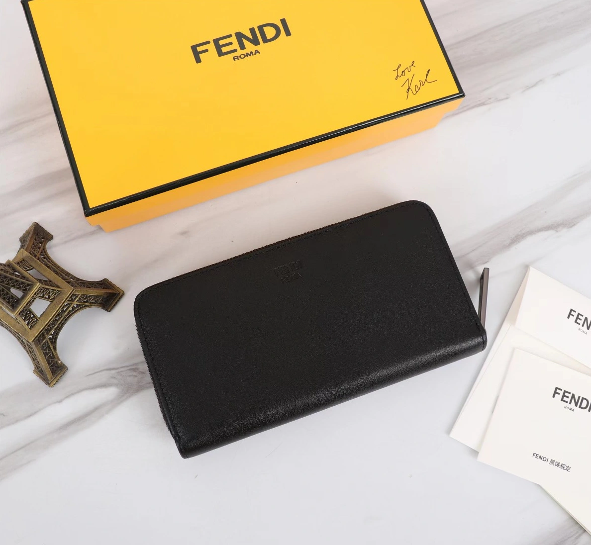 Fendi AAA Man Wallets Popular 8832