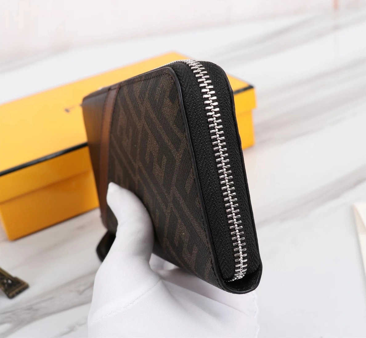 Fendi AAA Man Wallets Refined 5201