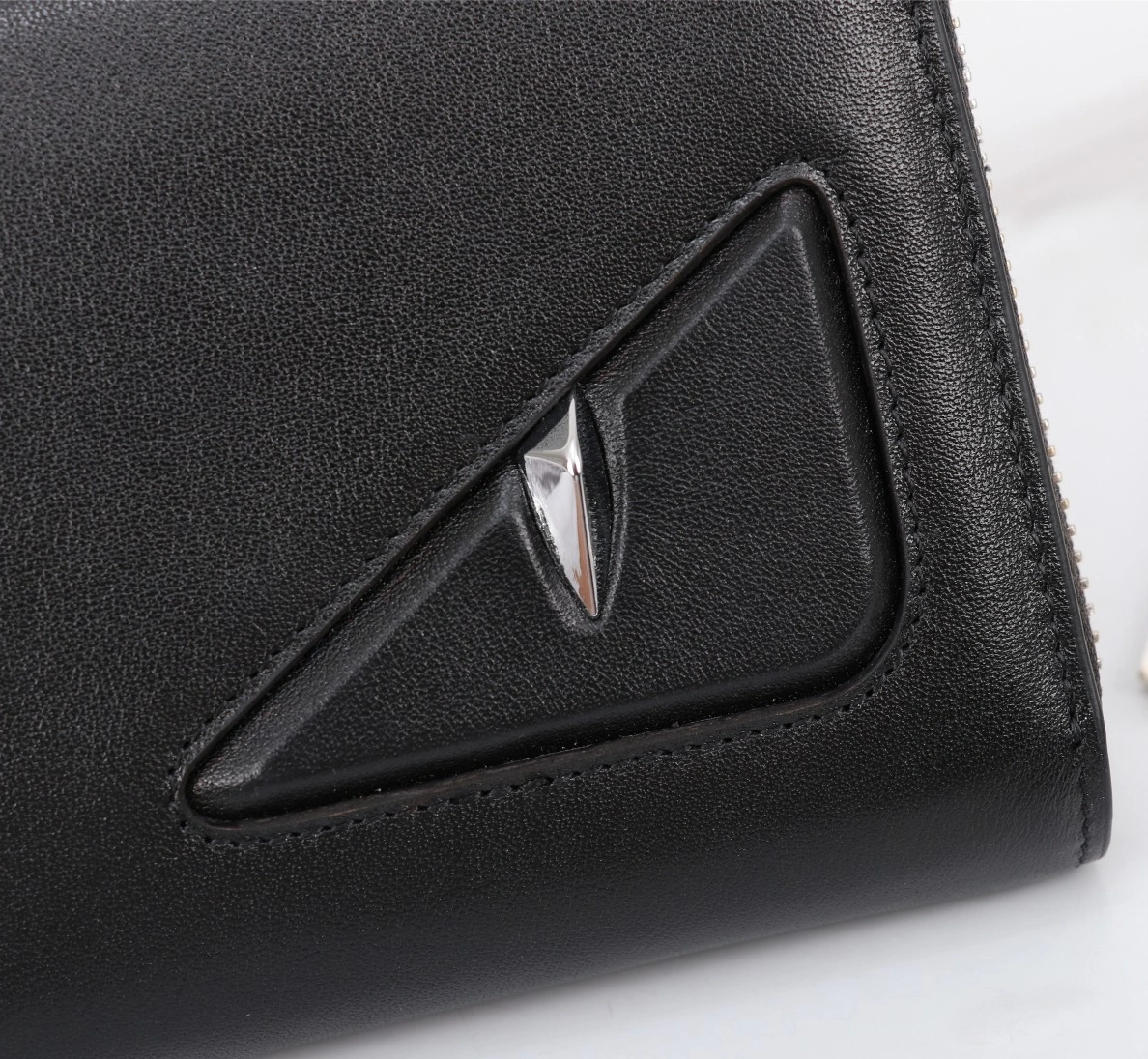Fendi AAA Man Wallets Reliable 3764