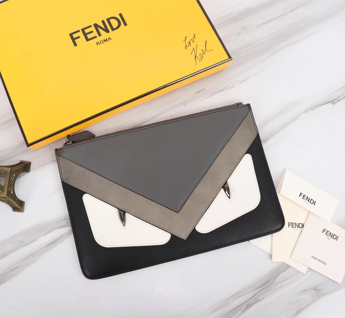 Fendi AAA Man Wallets Reliable 8940