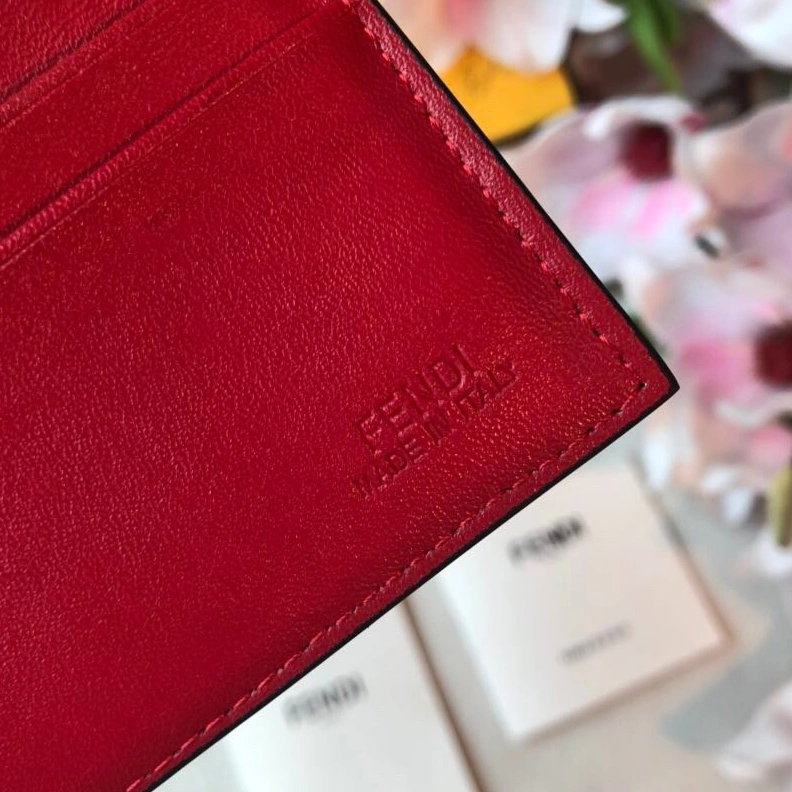Fendi AAA Man Wallets Sleek 6715