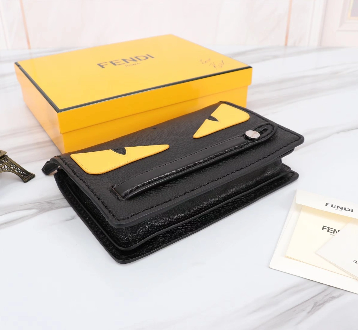 Fendi AAA Man Wallets Sophisticated 9147