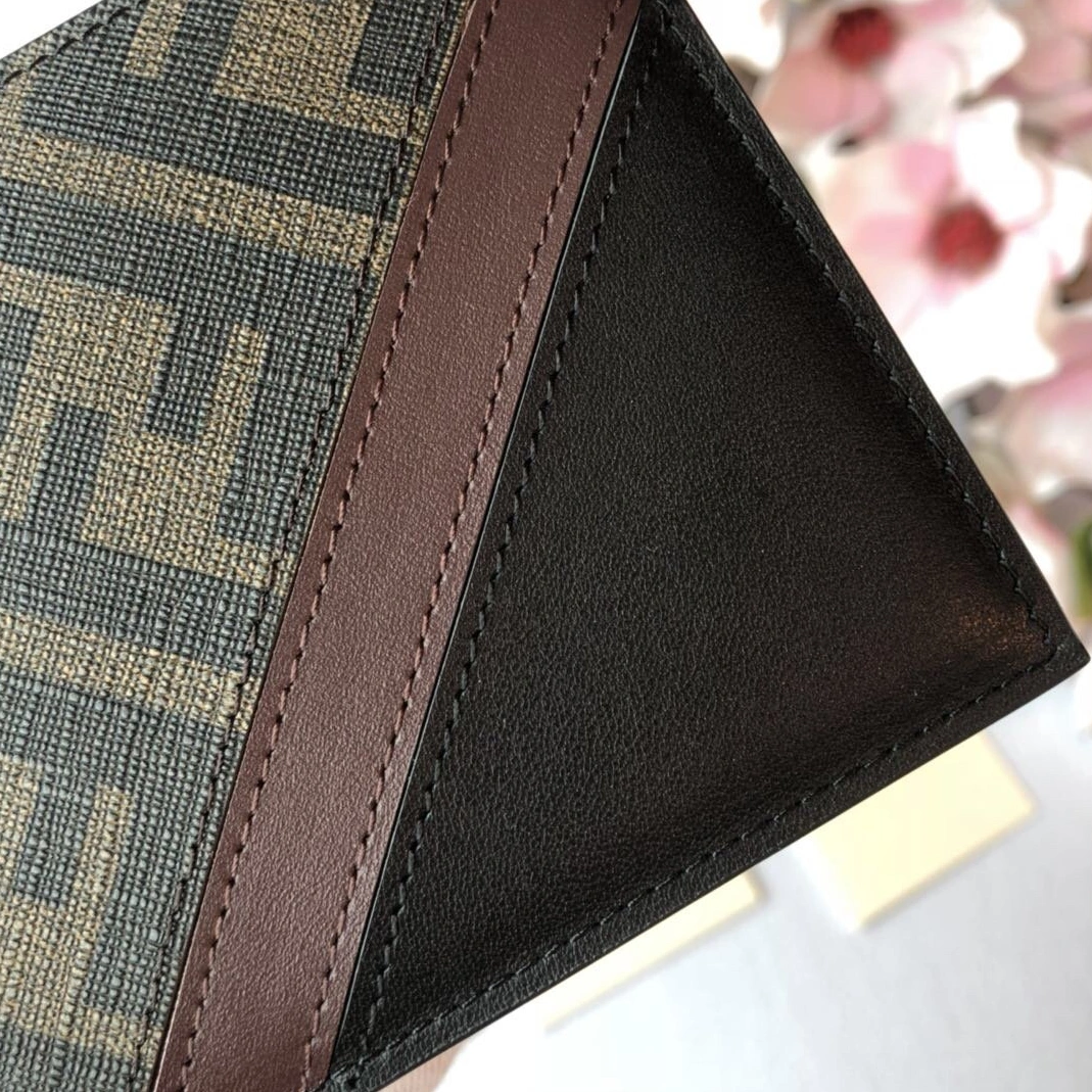 Fendi AAA Man Wallets Stylish 3672
