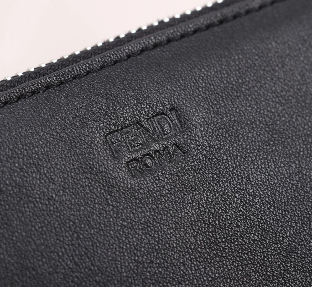 Fendi AAA Man Wallets Stylish 7476