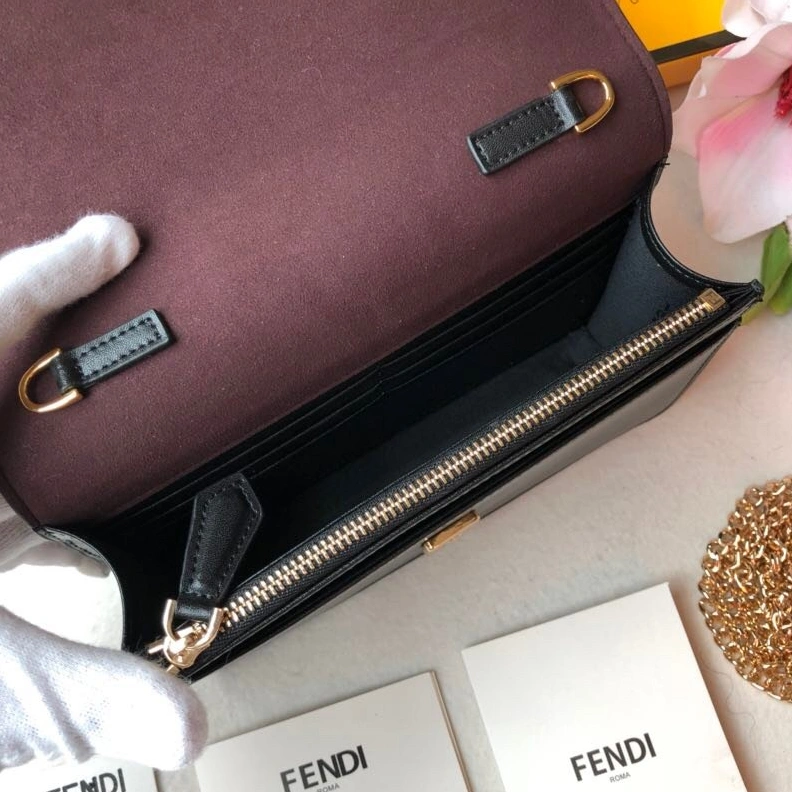 Fendi AAA Man Wallets Trendy 6520