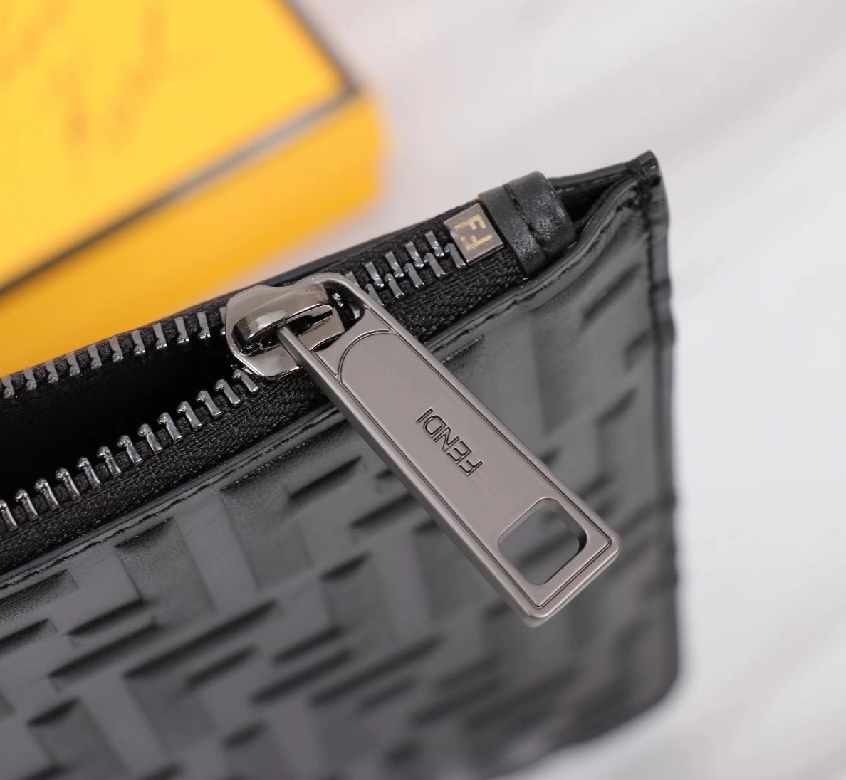 Fendi AAA Man Wallets Unique 4093