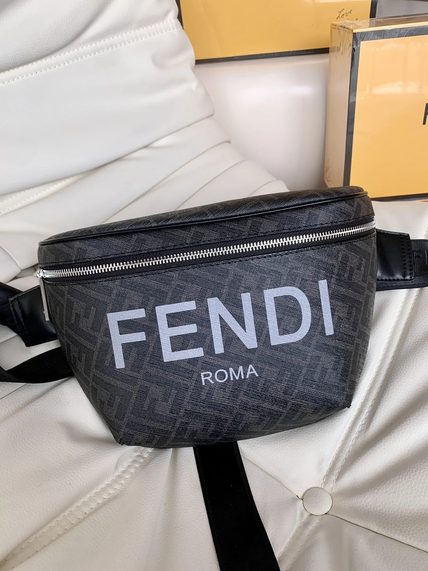 Fendi AAA Quality Belt Bags Breathable 2136