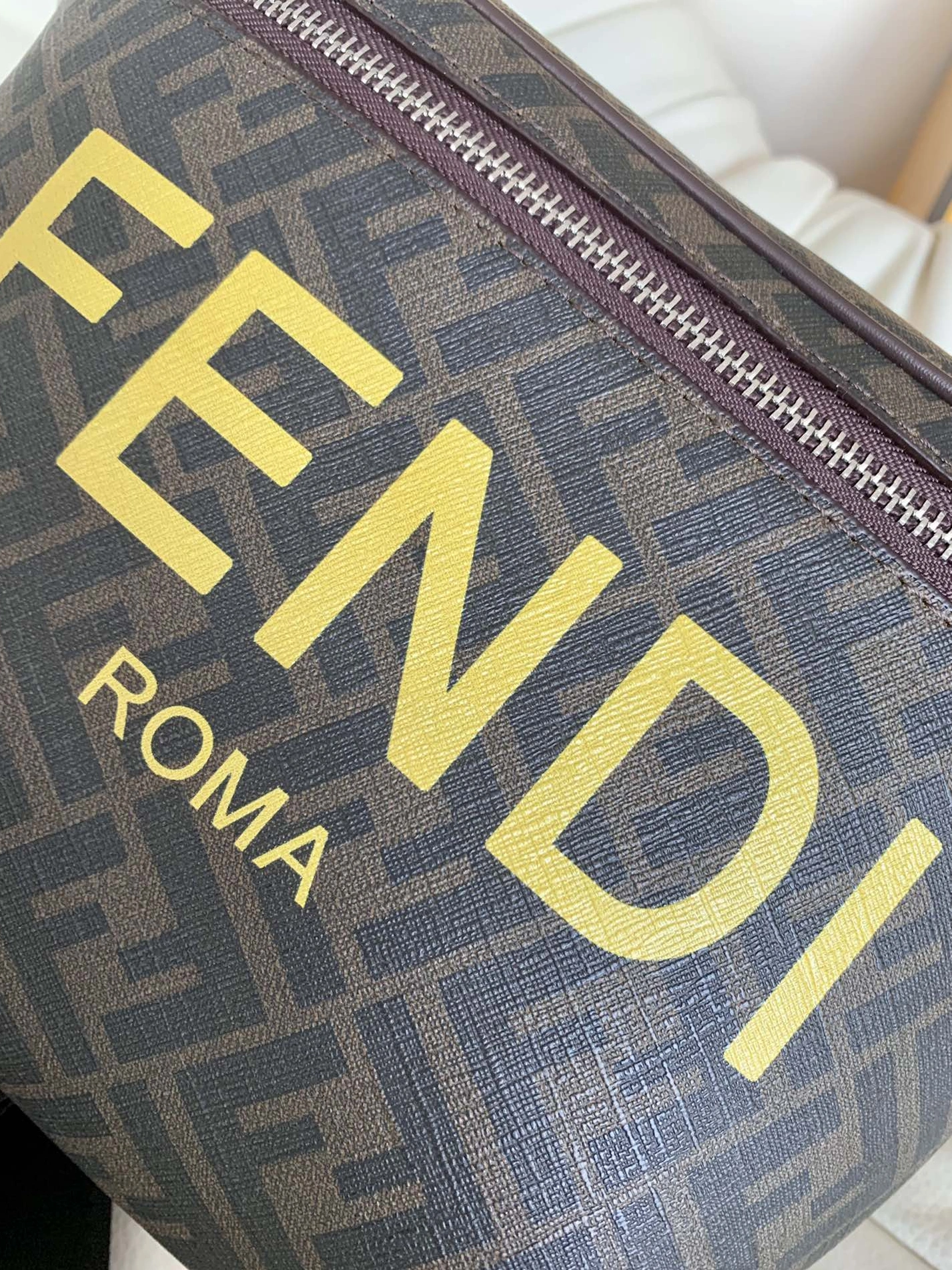 Fendi AAA Quality Belt Bags Classic 6559