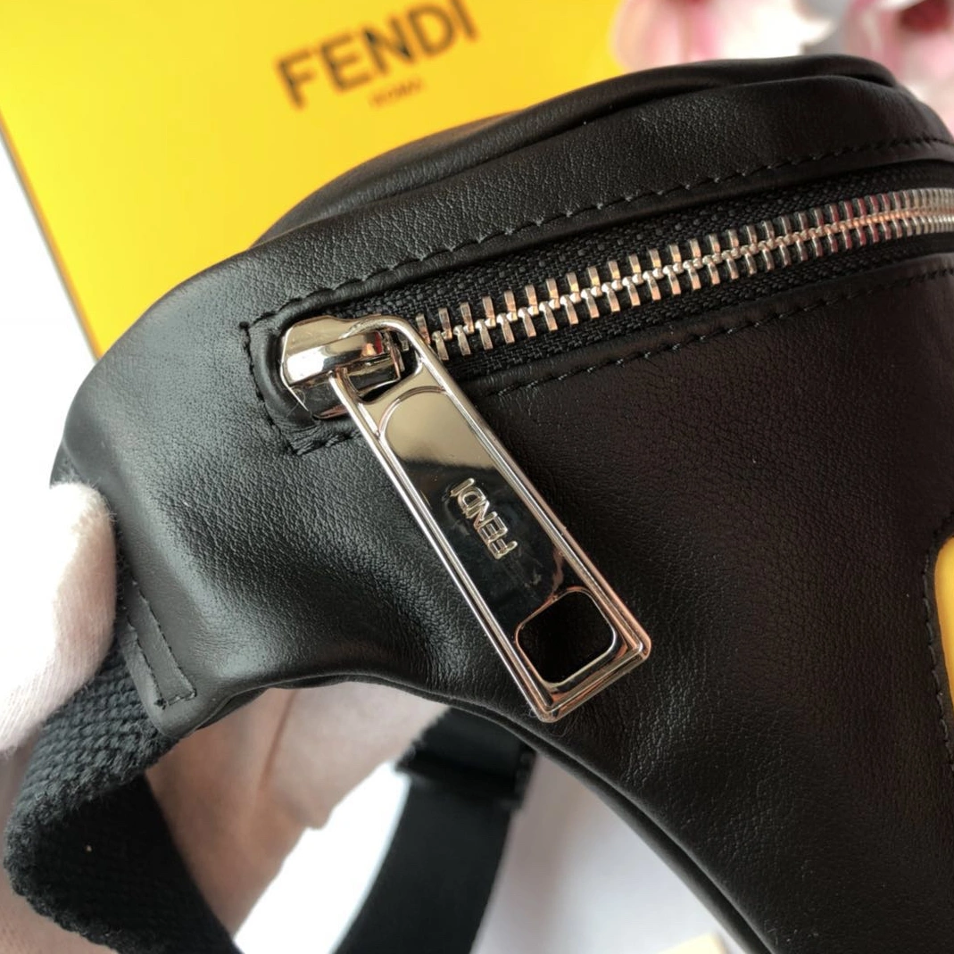 Fendi AAA Quality Belt Bags Durable 1057