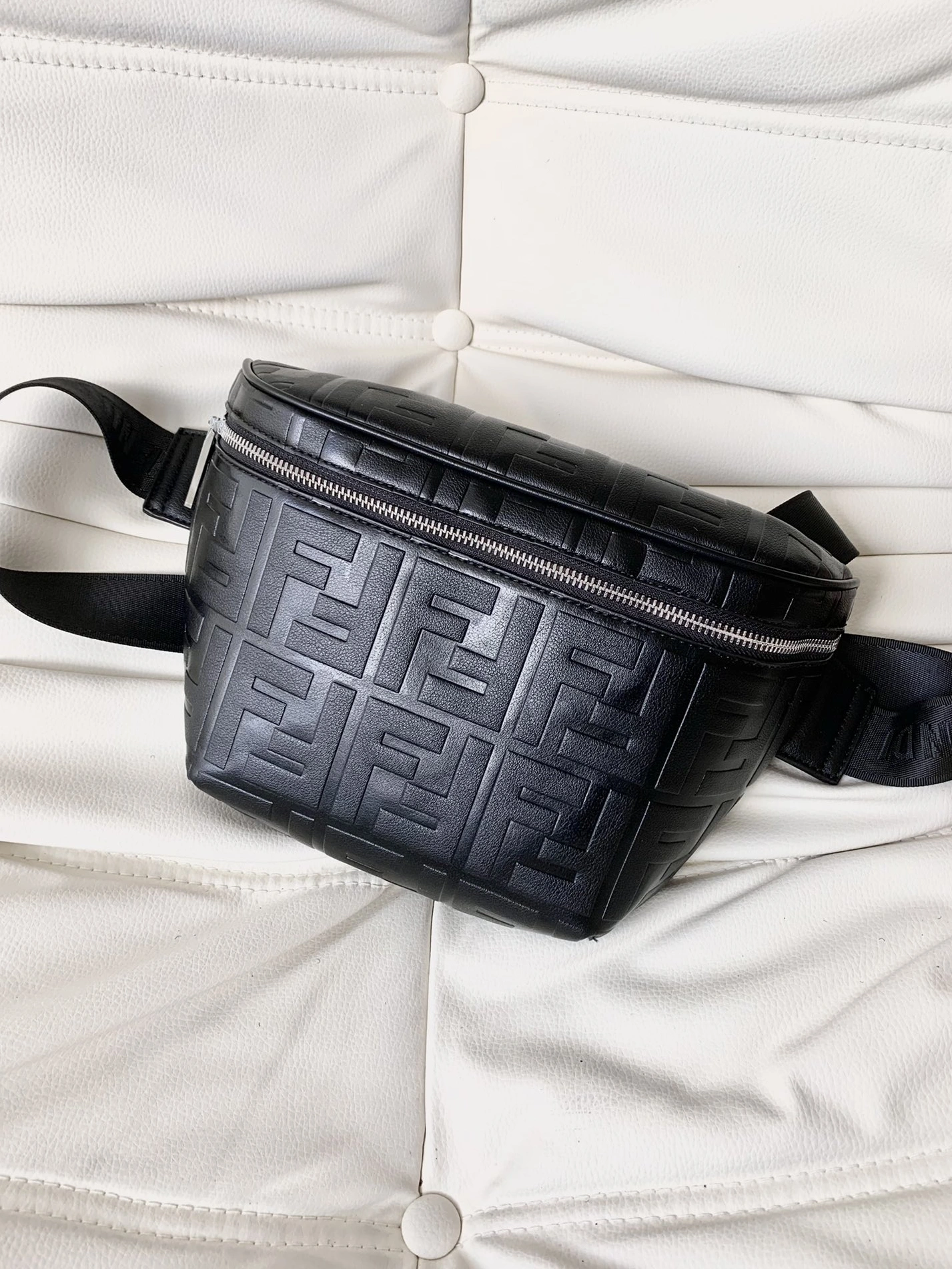 Fendi AAA Quality Belt Bags Elegant 3720