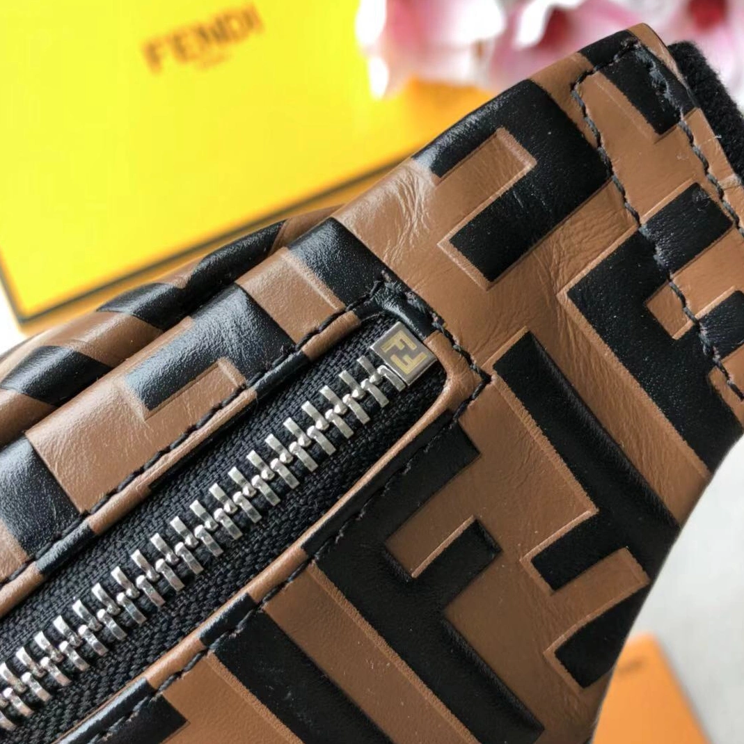 Fendi AAA Quality Belt Bags Fashionable 7133