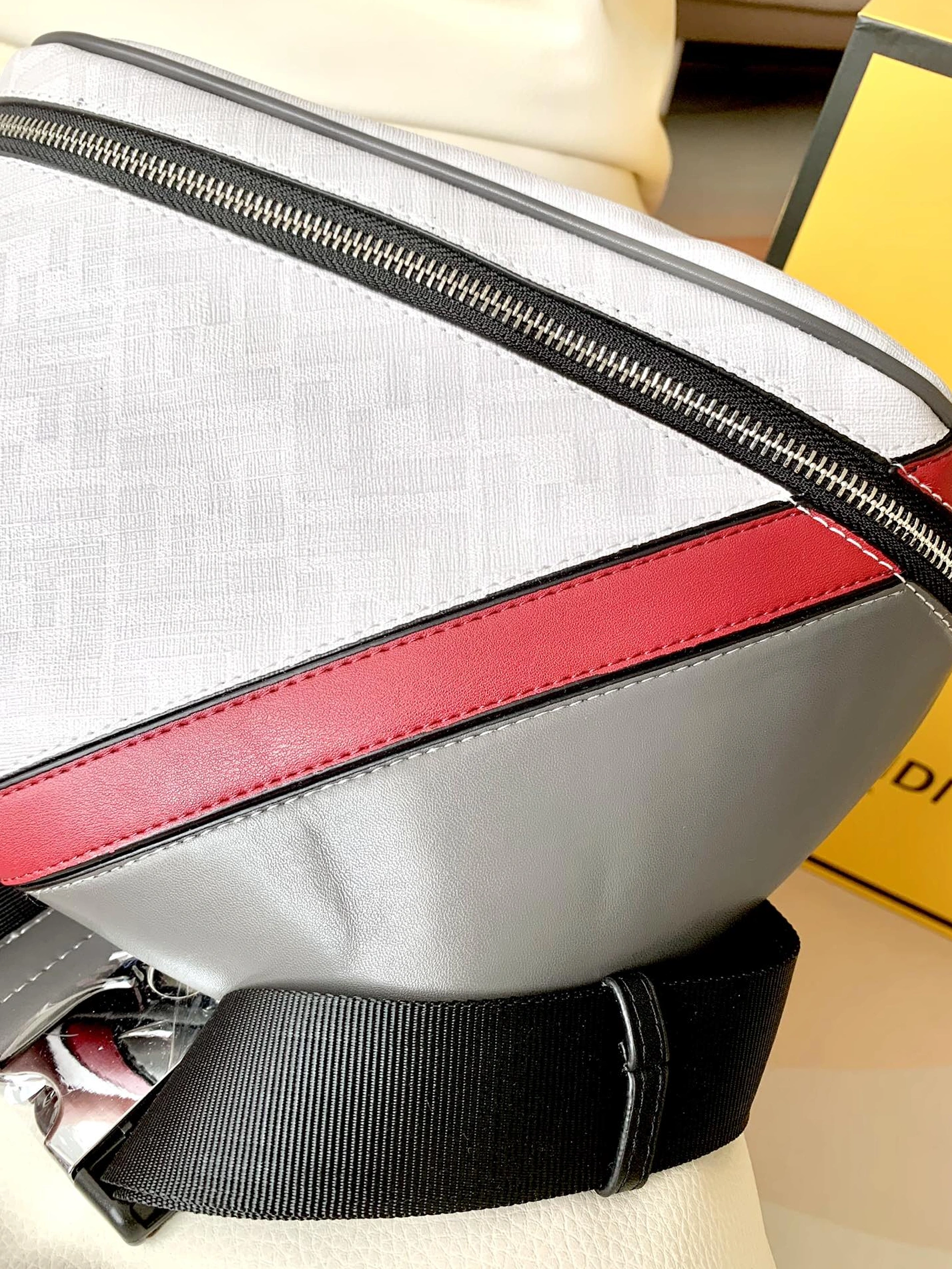 Fendi AAA Quality Belt Bags NewStyle 2660