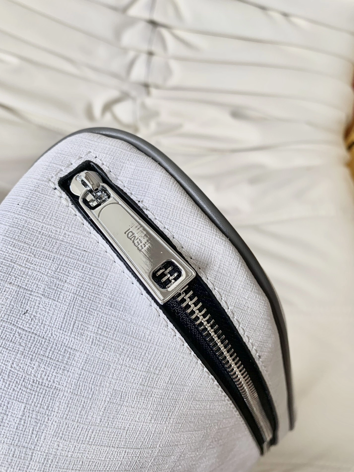 Fendi AAA Quality Belt Bags NewStyle 2660