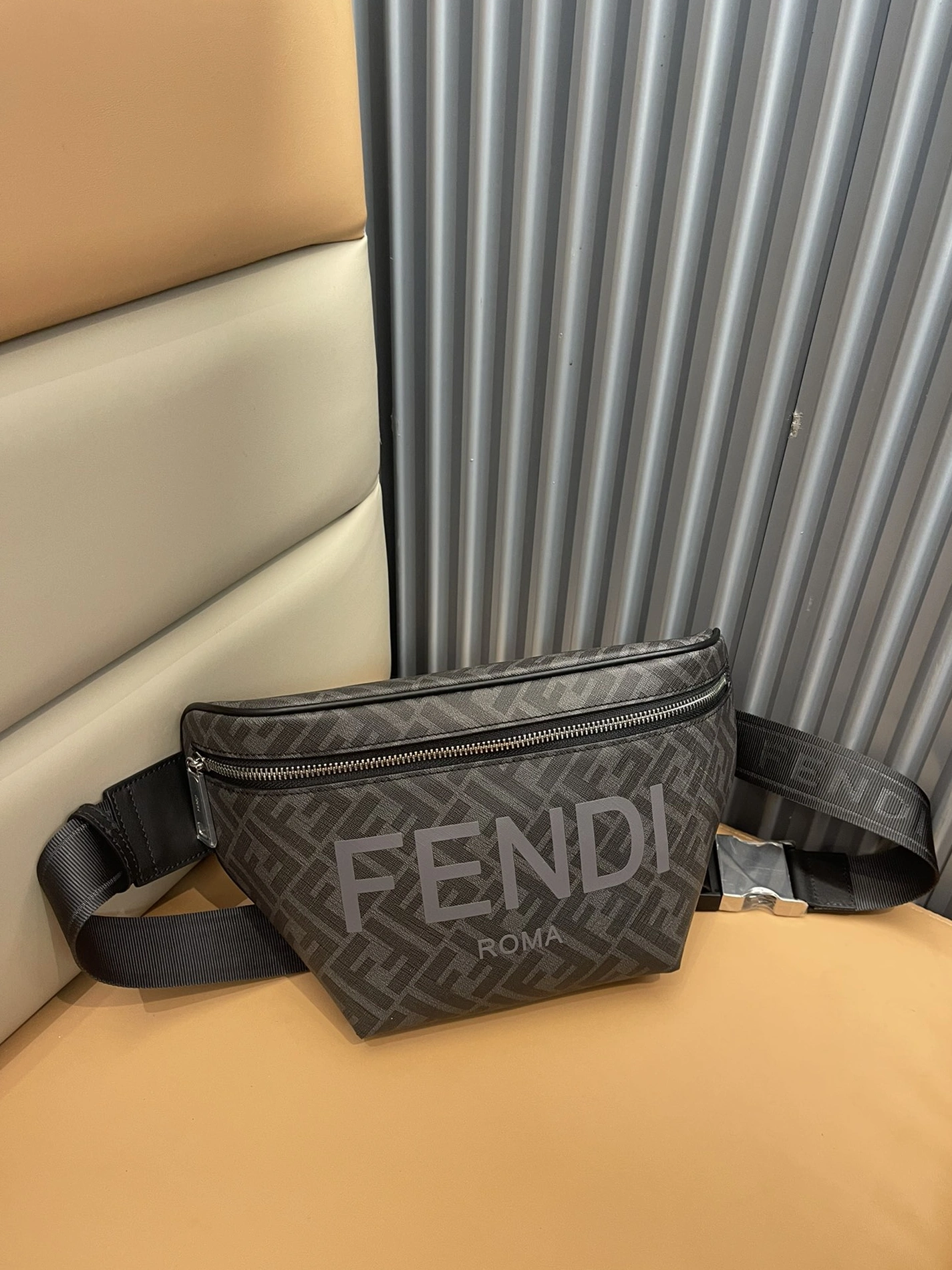 Fendi AAA Quality Belt Bags StreetReady 8030