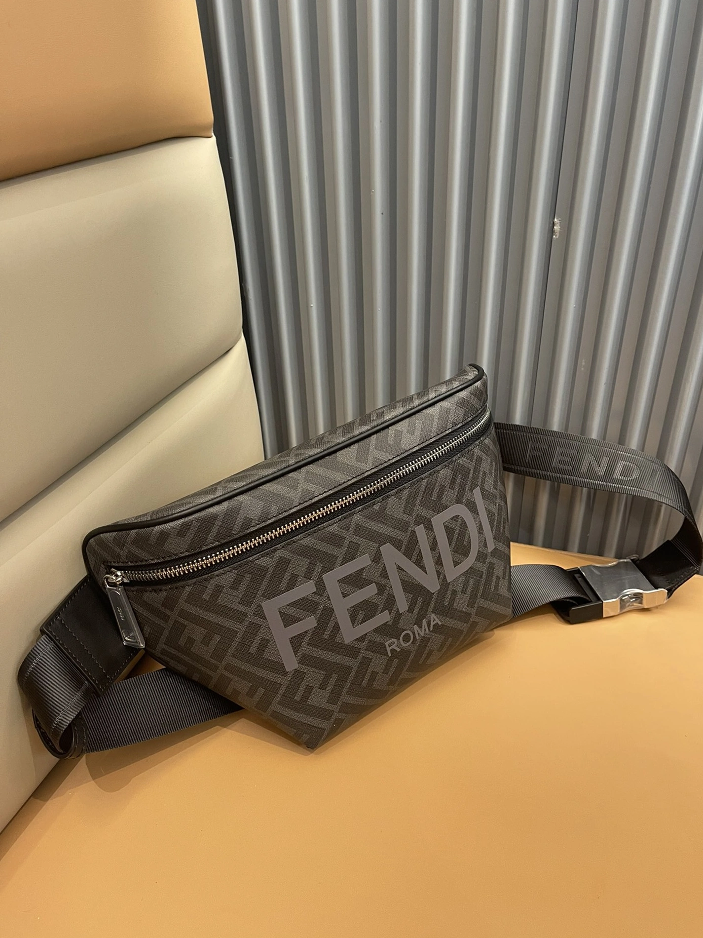 Fendi AAA Quality Belt Bags StreetReady 8030
