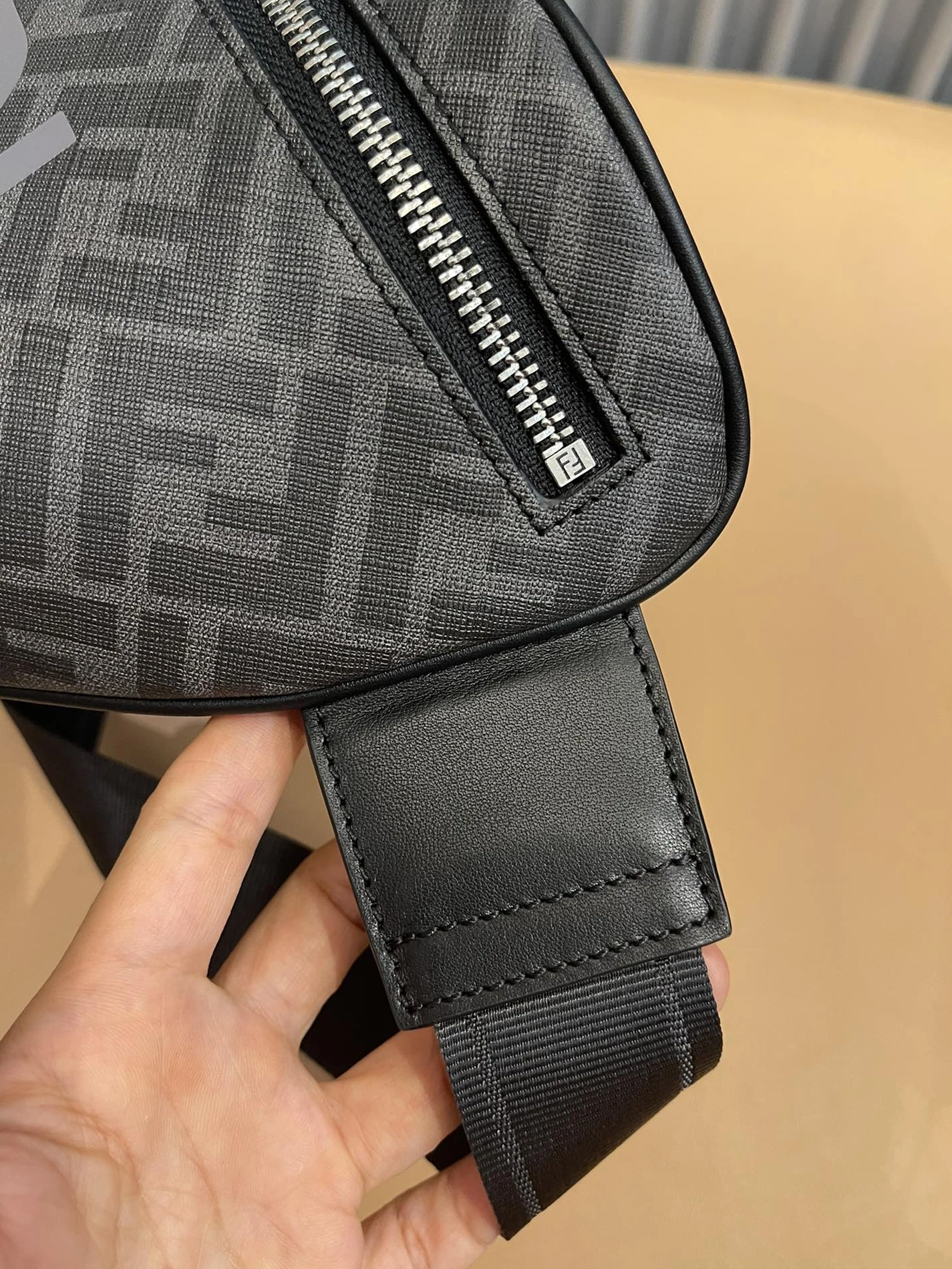 Fendi AAA Quality Belt Bags StreetReady 8030