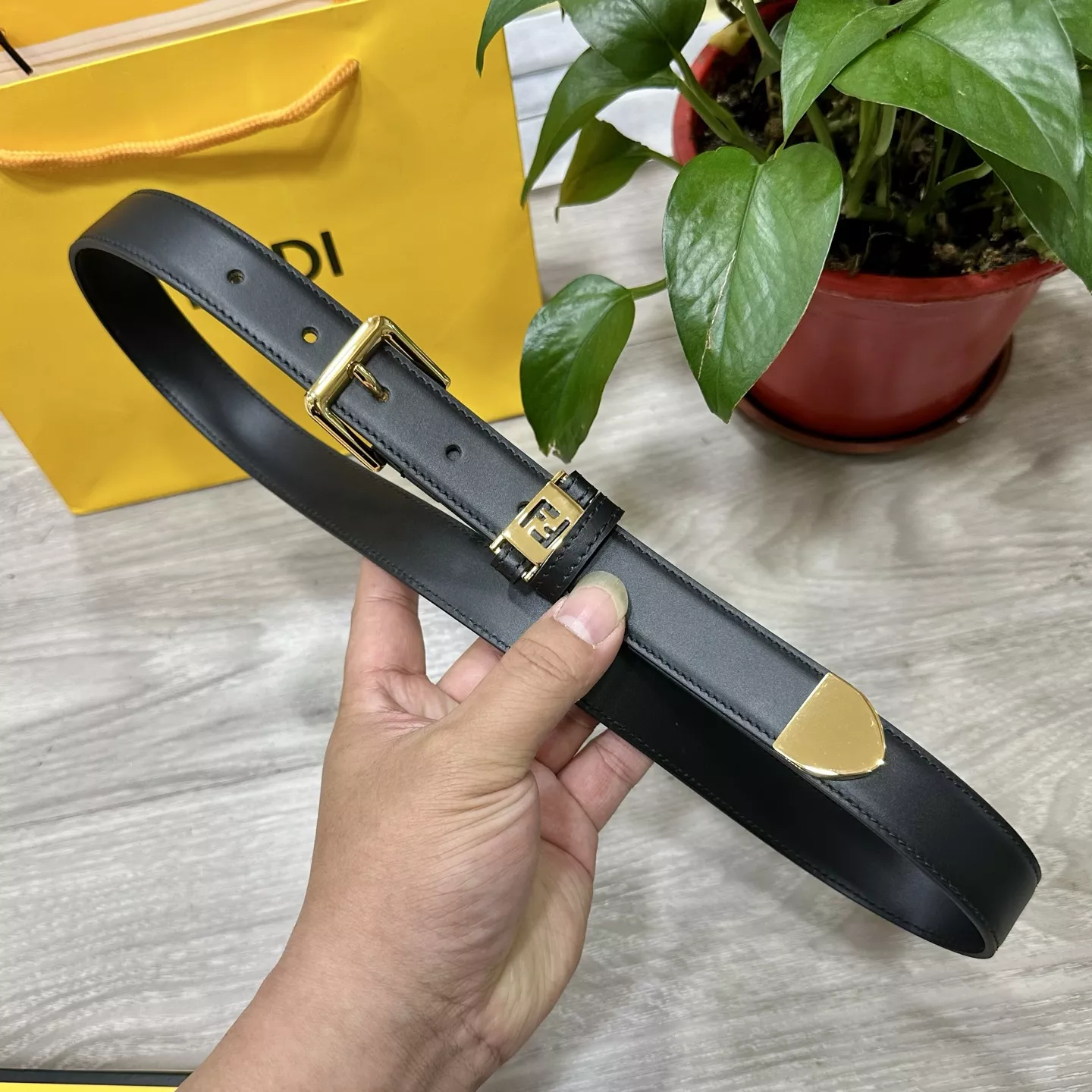 Fendi AAA Quality Belts In 2.5cm For Women Resilient 4668