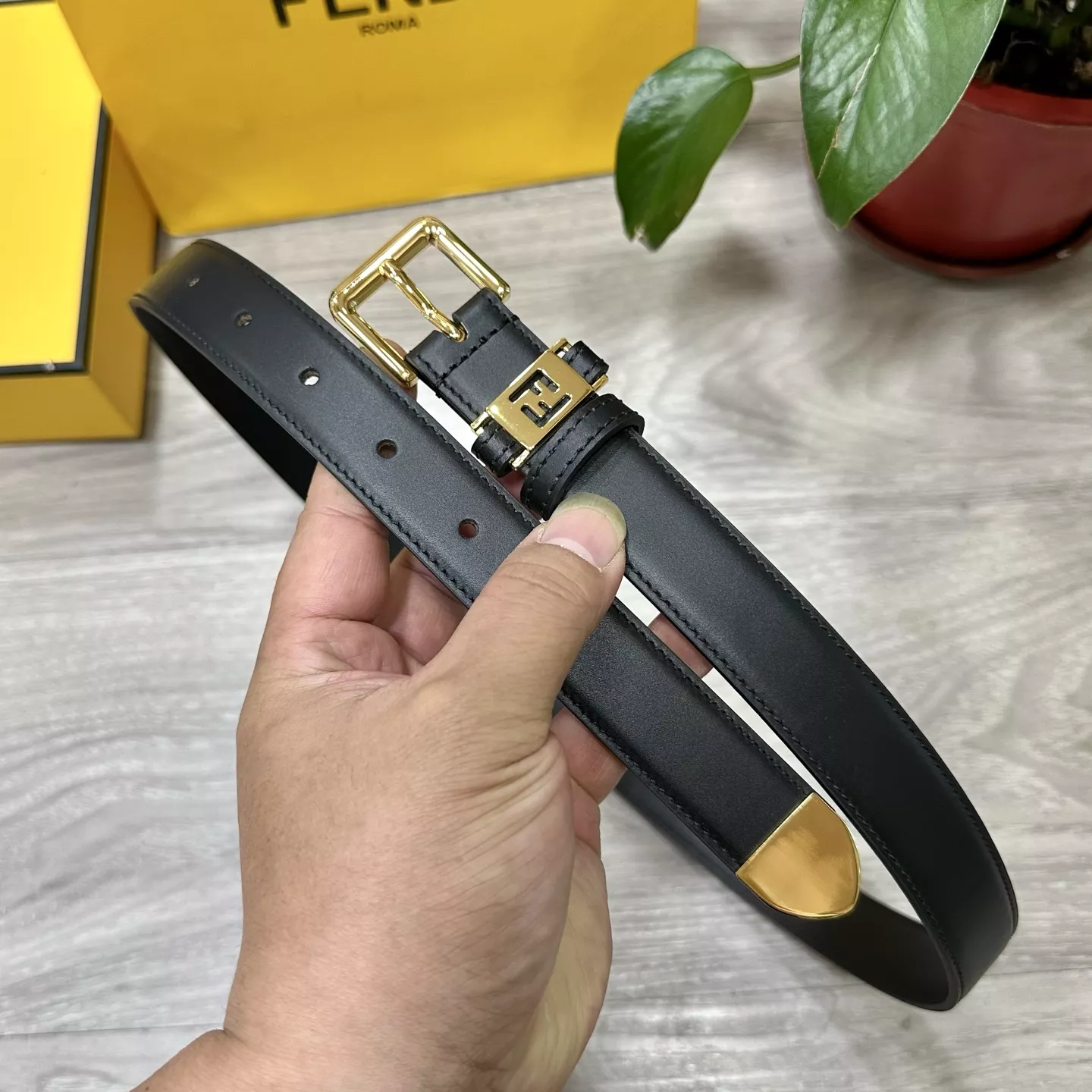 Fendi AAA Quality Belts In 2.5cm For Women Resilient 4668