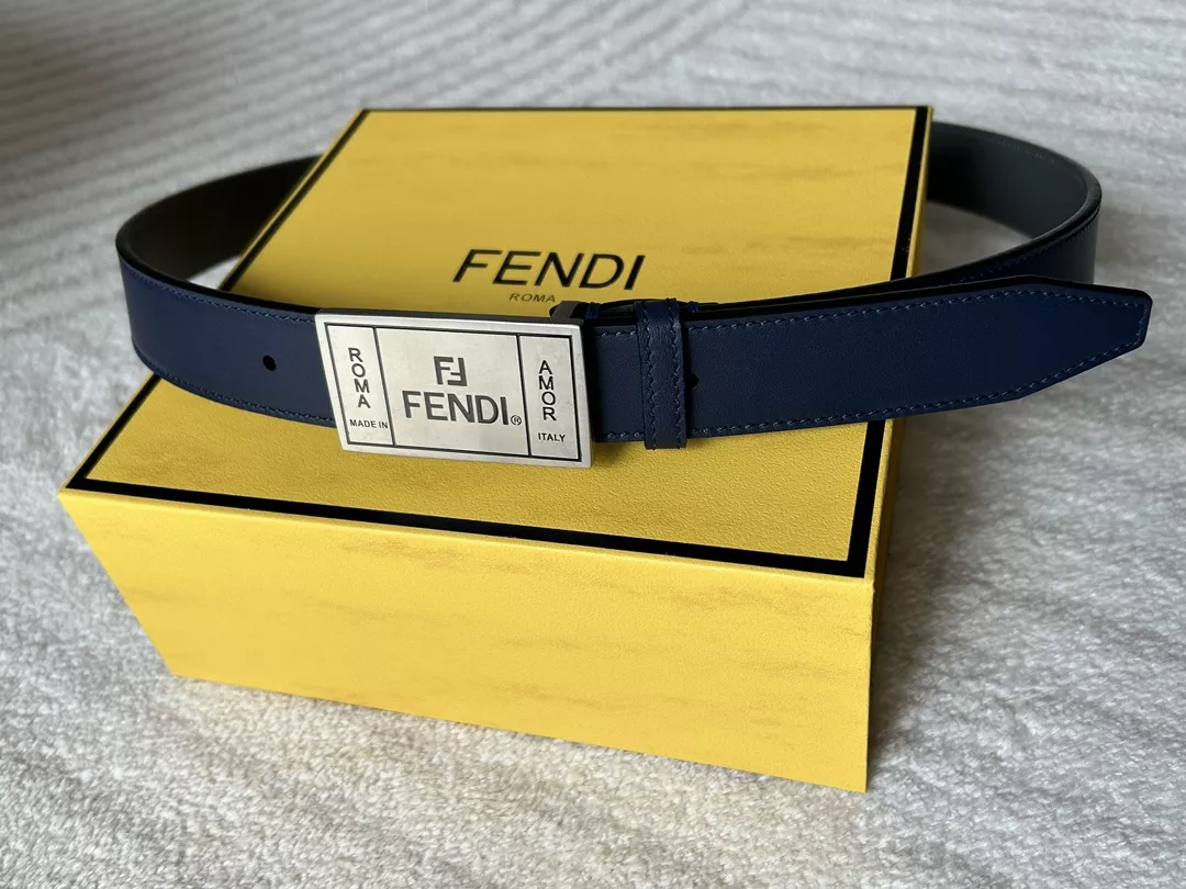 Fendi AAA Quality Belts In 3.0cm For Women Lightweight 9387
