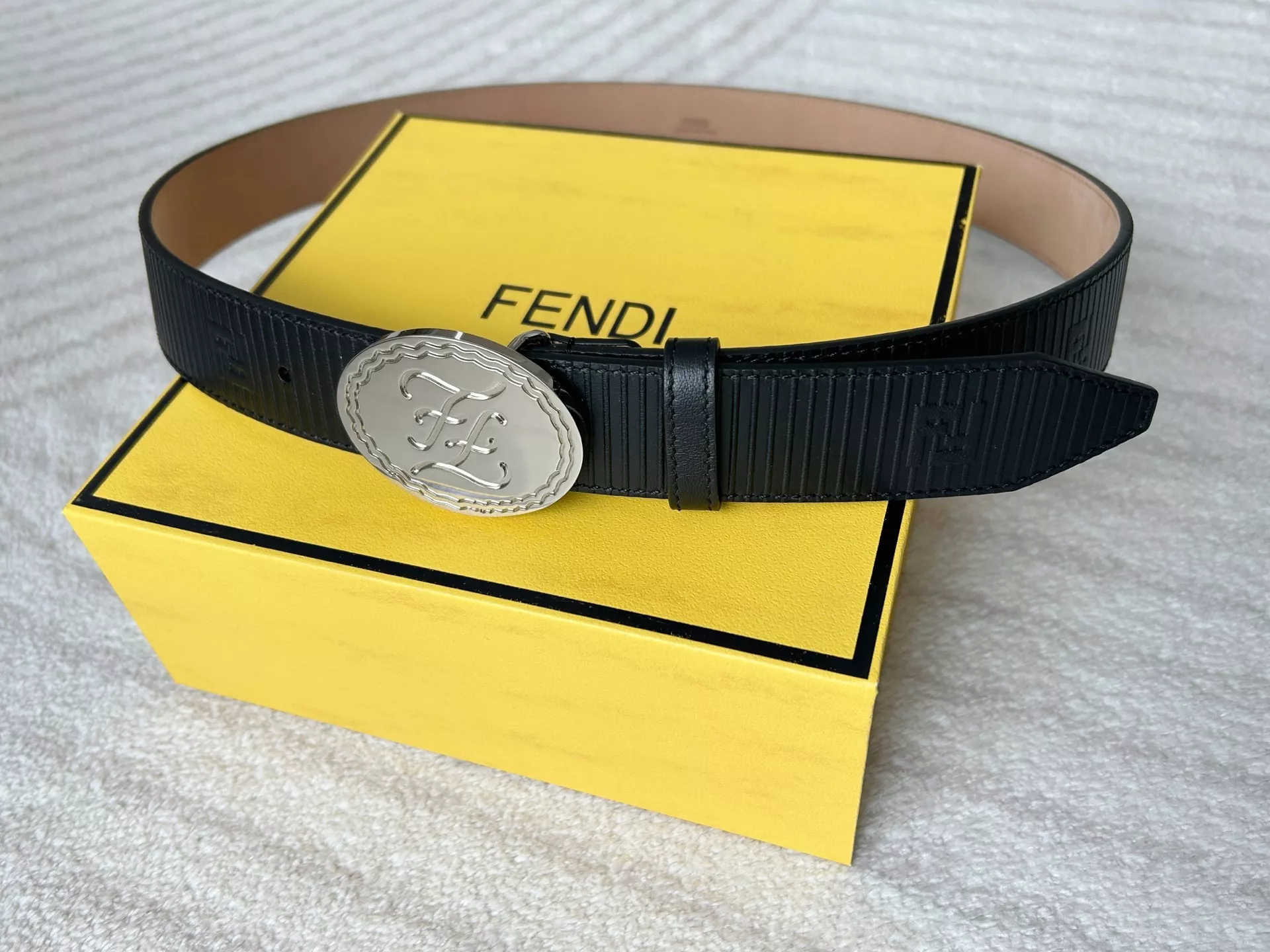 Fendi AAA Quality Belts In 3.5cm For Men EasyMatch 1957