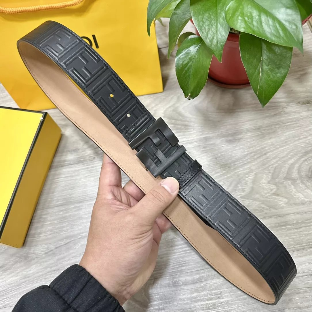Fendi AAA Quality Belts In 4.0cm For Men Lightweight 4478