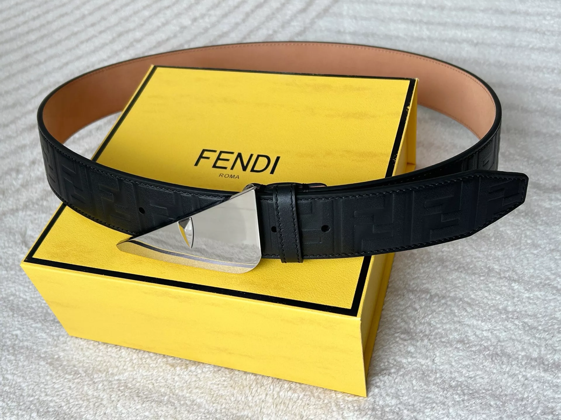 Fendi AAA Quality Belts In 4.0cm For Men SmartChoice 5389