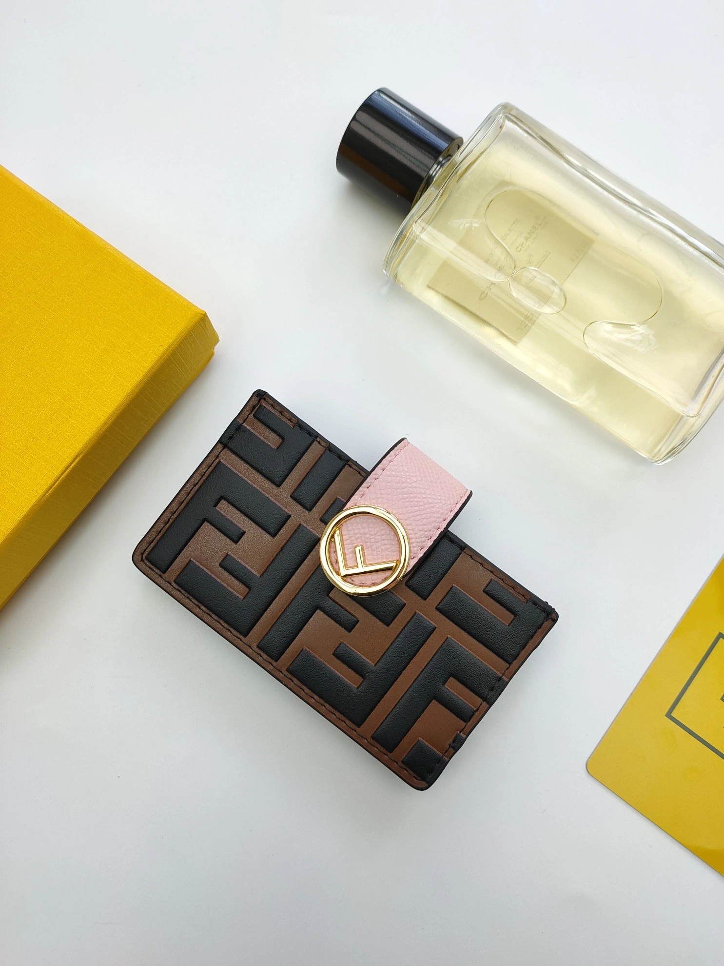 Fendi AAA Quality Card Case For Women Functional 1403