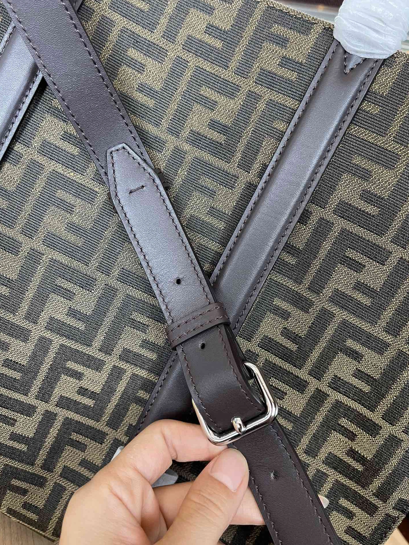 Fendi AAA Quality Handbags For Unisex Flexible 2870