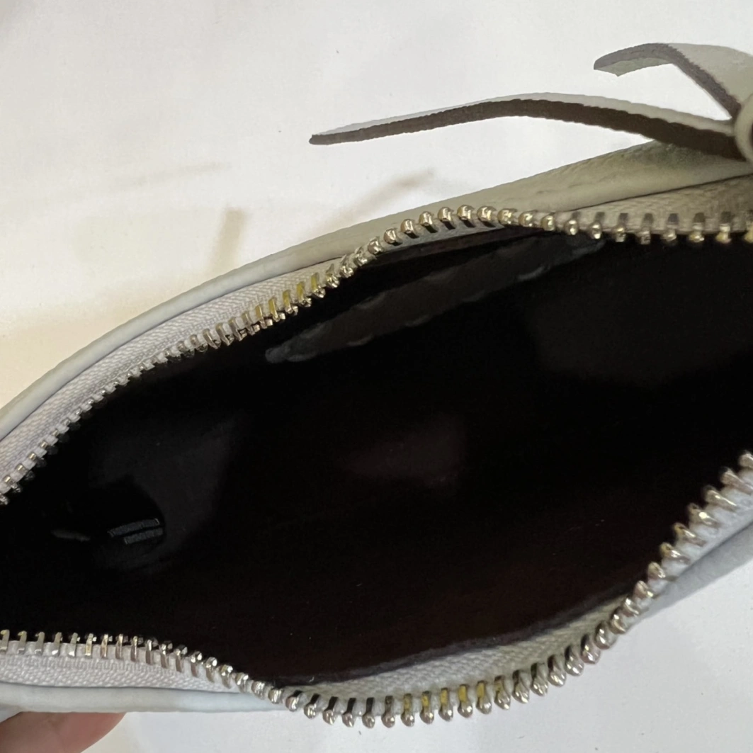 Fendi AAA Quality Handbags For Women Bright 877