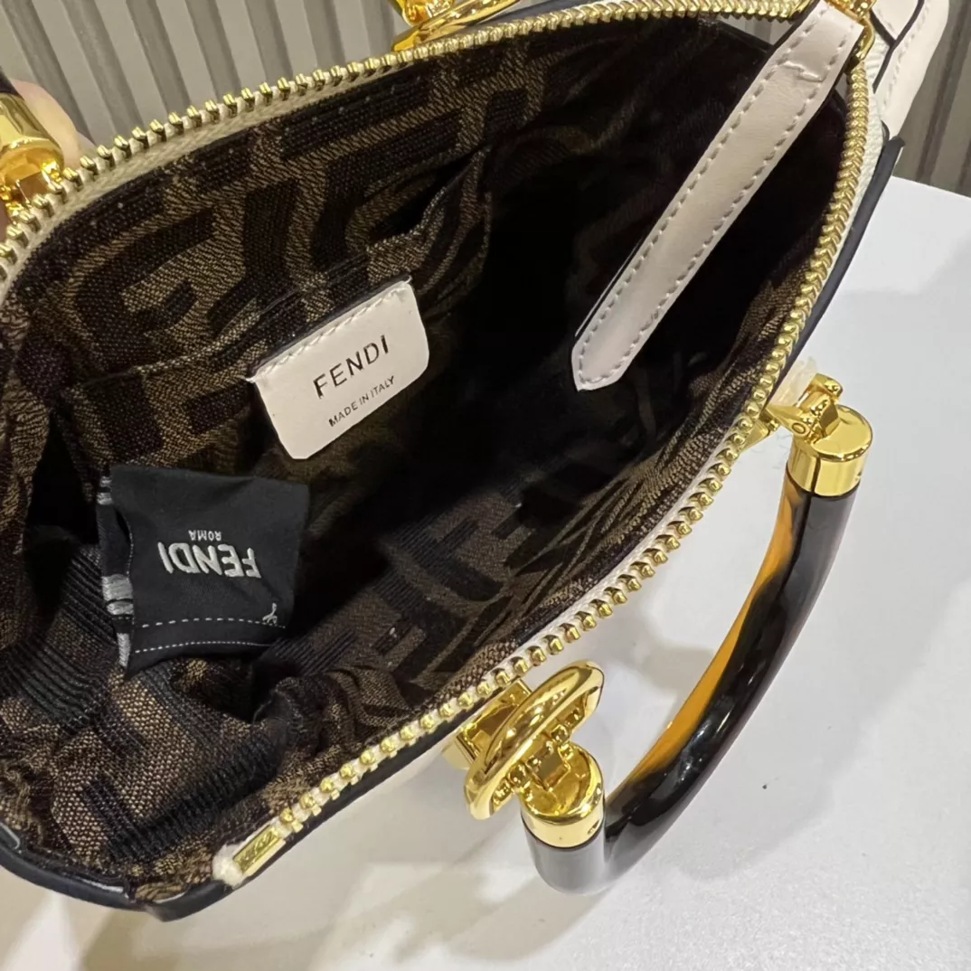 Fendi AAA Quality Handbags For Women Comfortable 1258