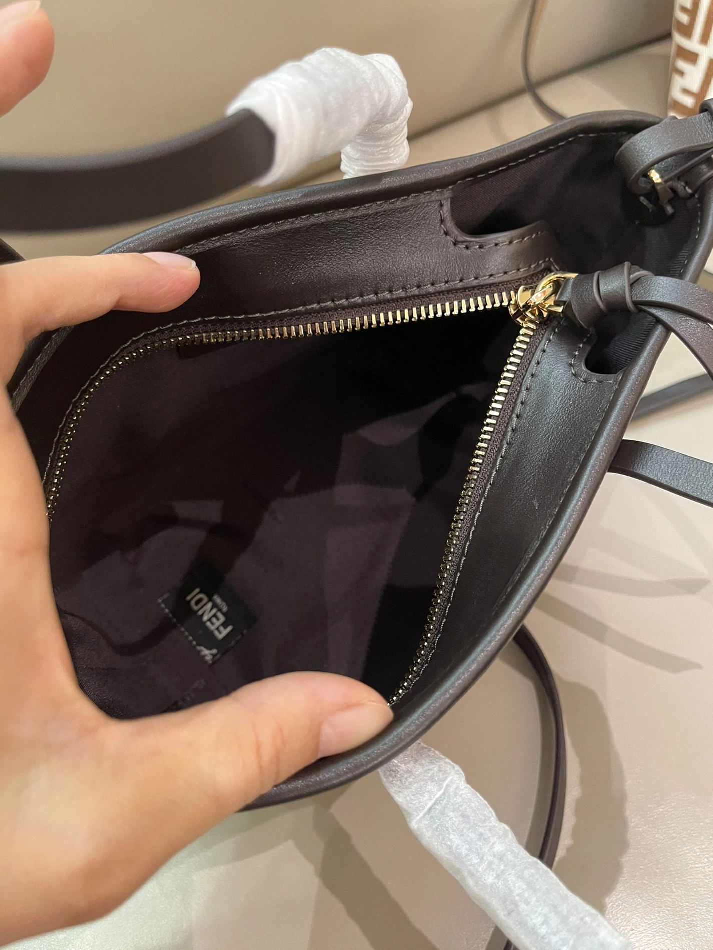Fendi AAA Quality Handbags For Women Reliable 3862