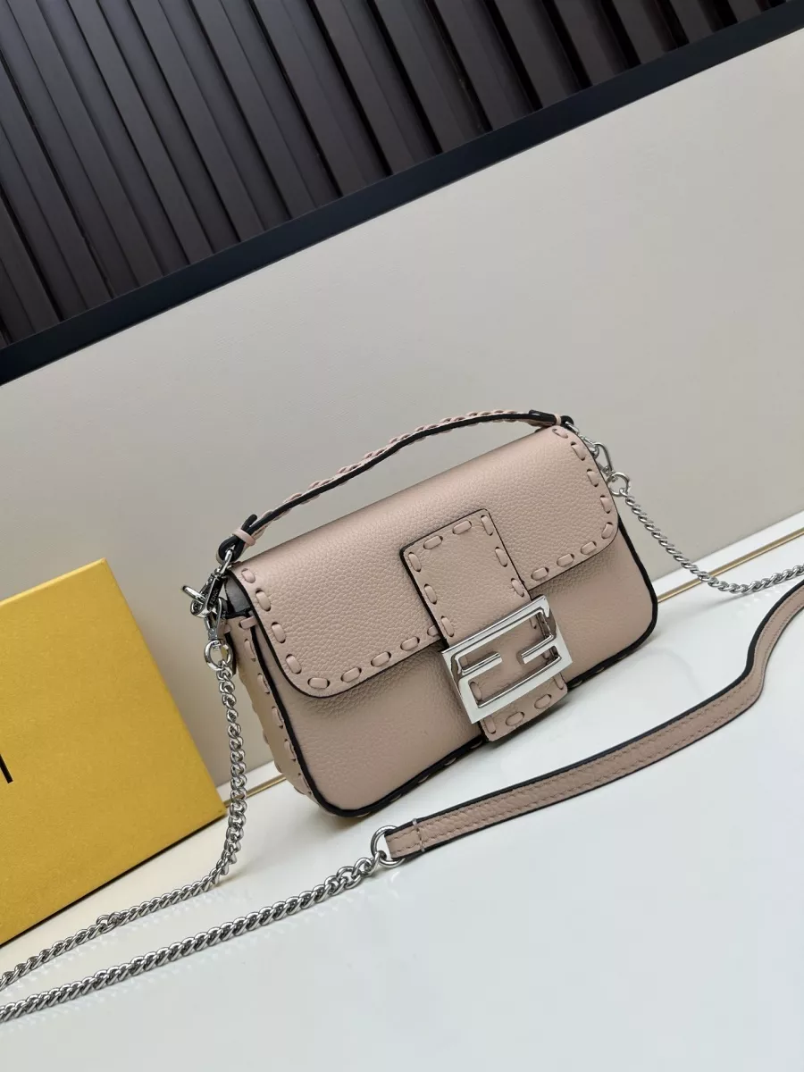 Fendi AAA Quality Messenger Bags For Women Soft 2144