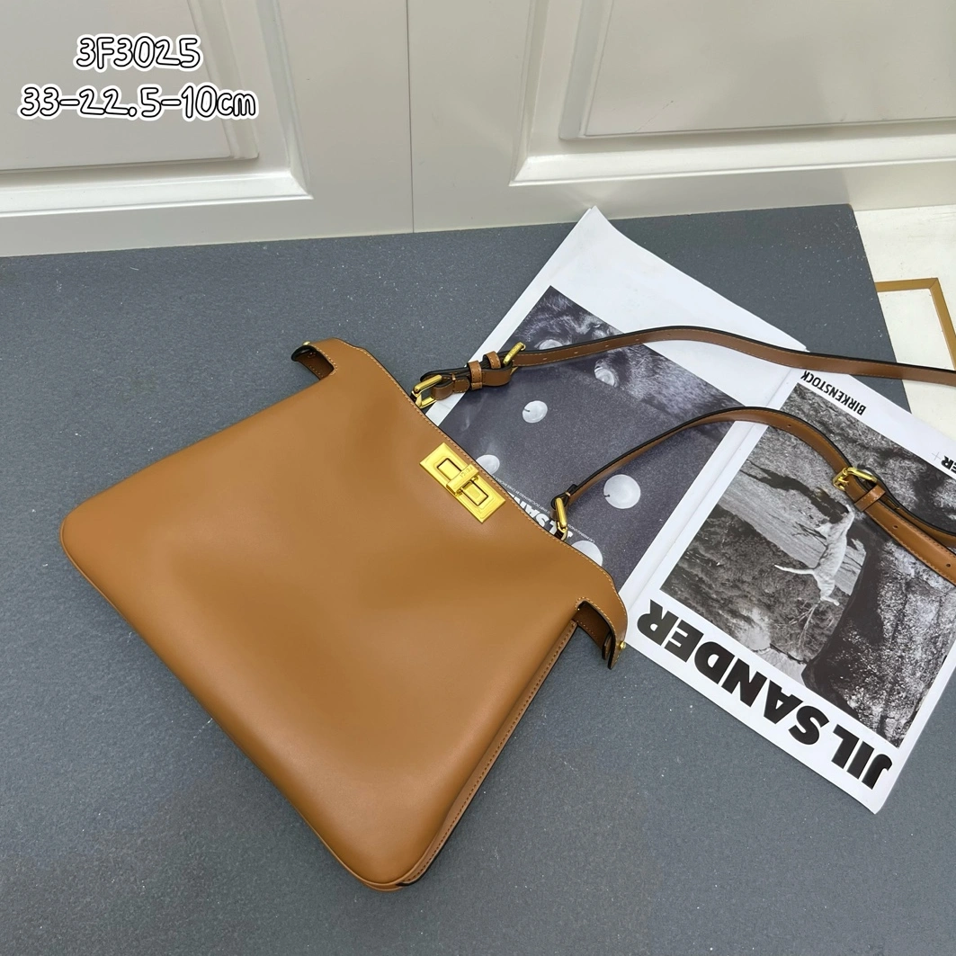 Fendi AAA Quality Messenger Bags For Women StreetReady 1981