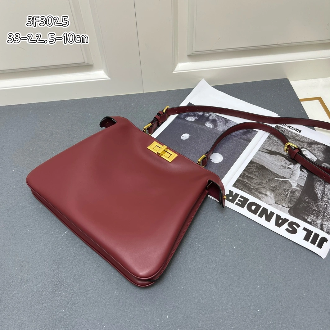 Fendi AAA Quality Messenger Bags For Women UrbanStyle 4476