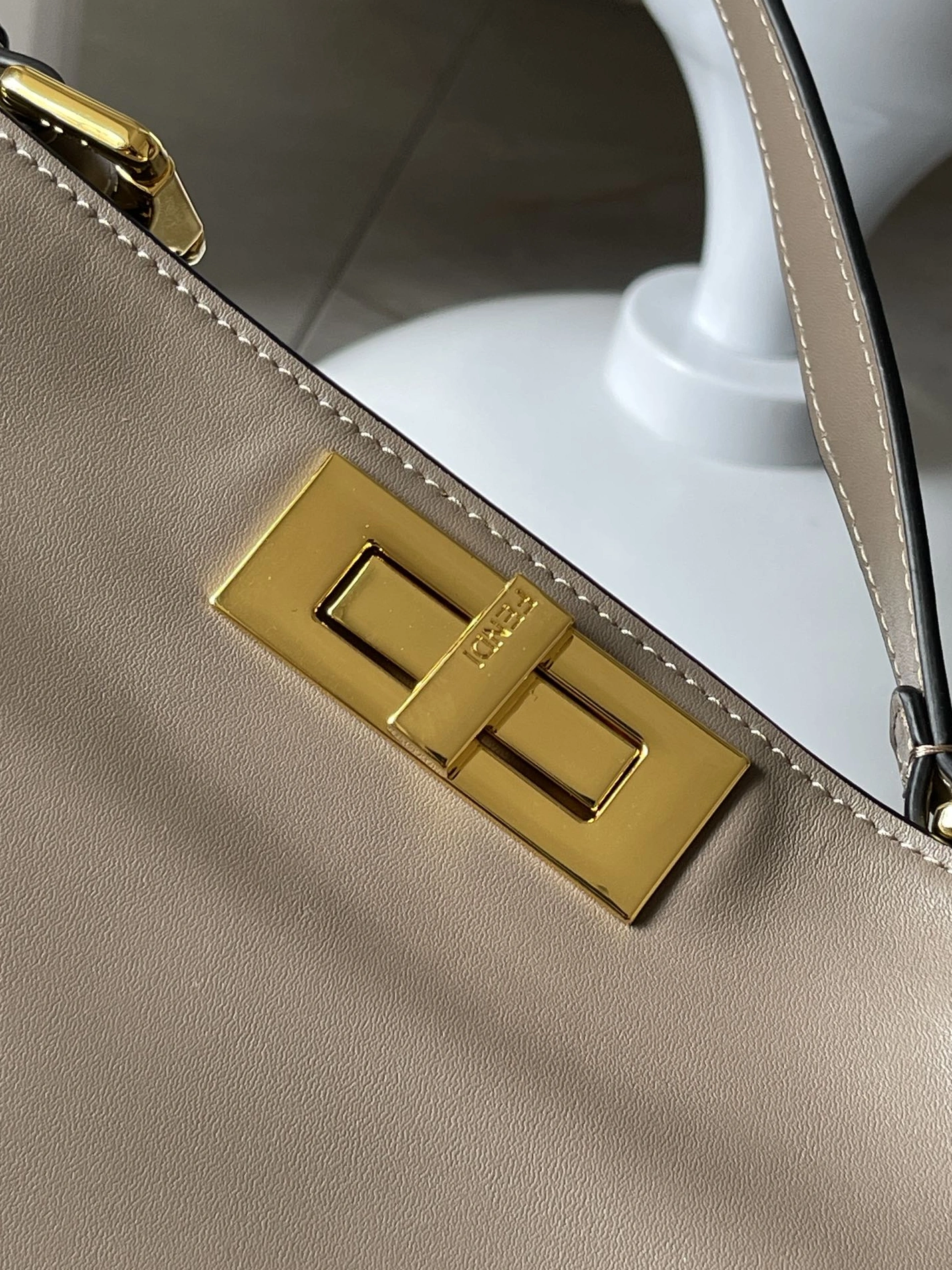 Fendi AAA Quality Shoulder Bags For Women Efficient 7129