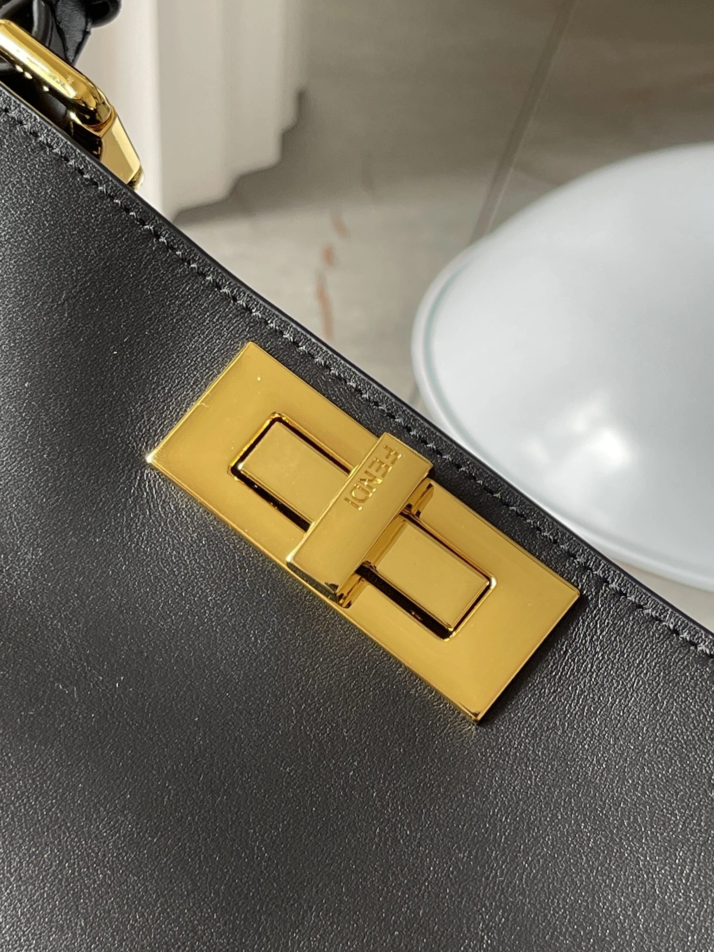 Fendi AAA Quality Shoulder Bags For Women Timeless 5263