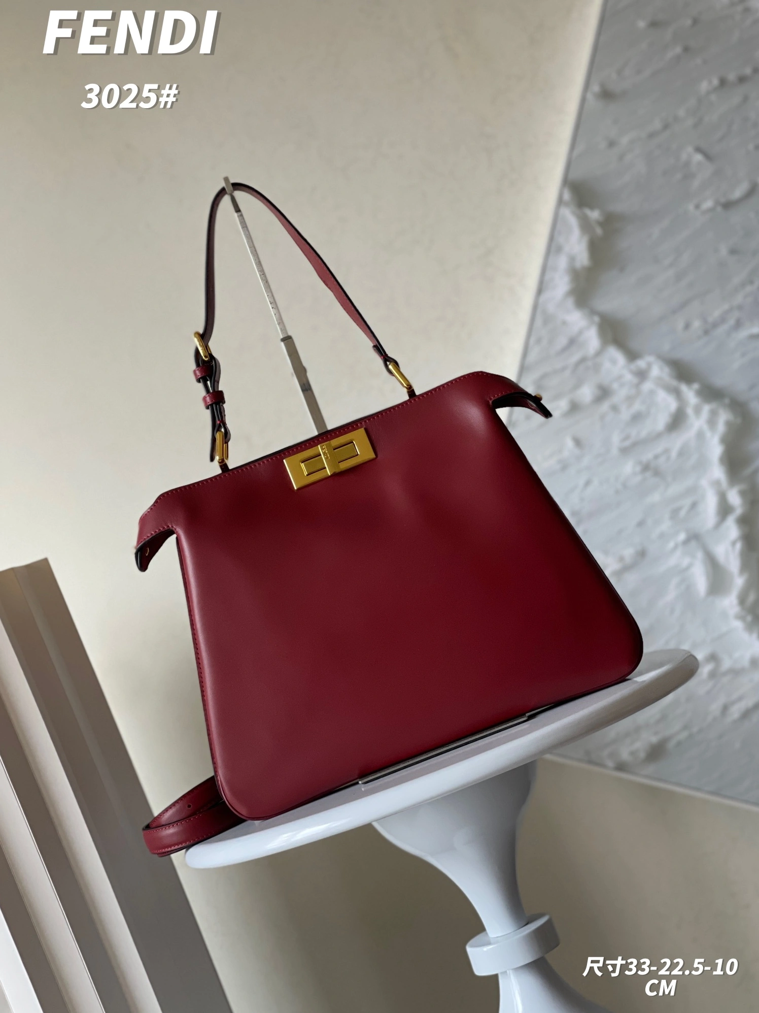 Fendi AAA Quality Shoulder Bags For Women Vibrant 704