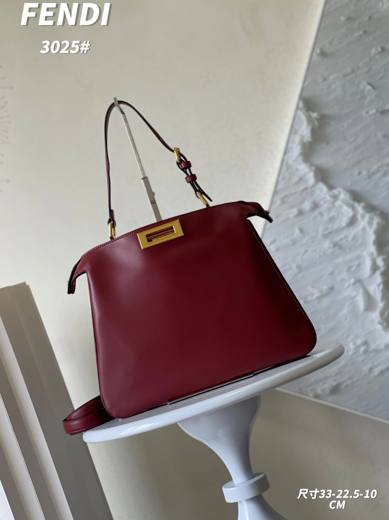 Fendi AAA Quality Shoulder Bags For Women Vibrant 704