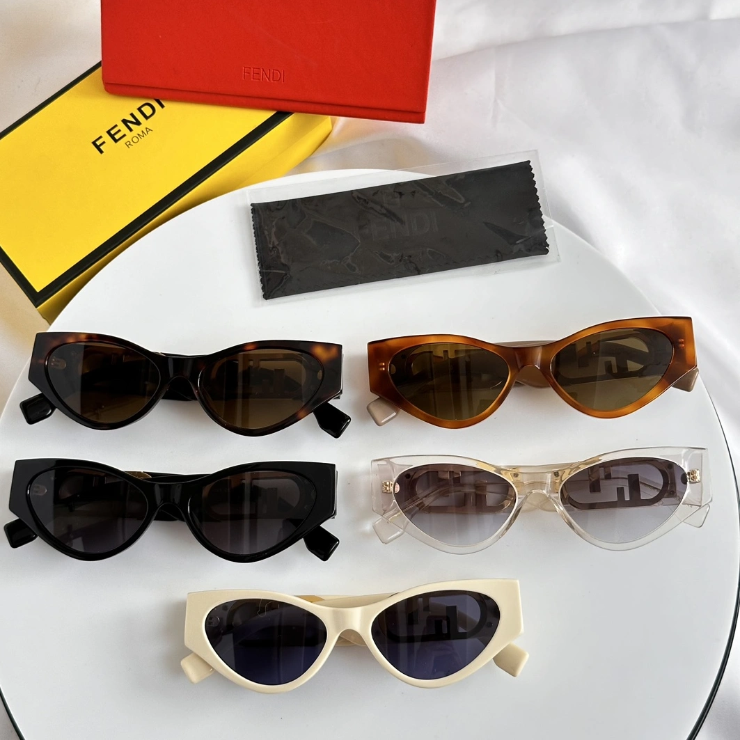 Fendi AAA Quality Sunglasses Affordable 5861