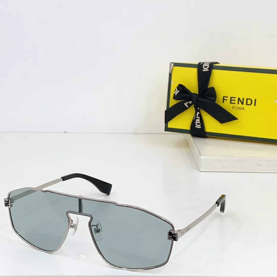 Fendi AAA Quality Sunglasses DailyWear 5128