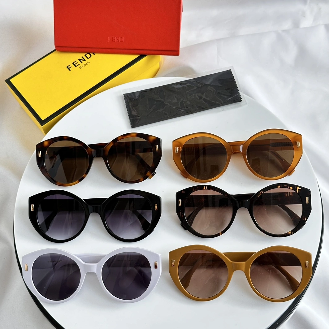 Fendi AAA Quality Sunglasses DailyWear 5976