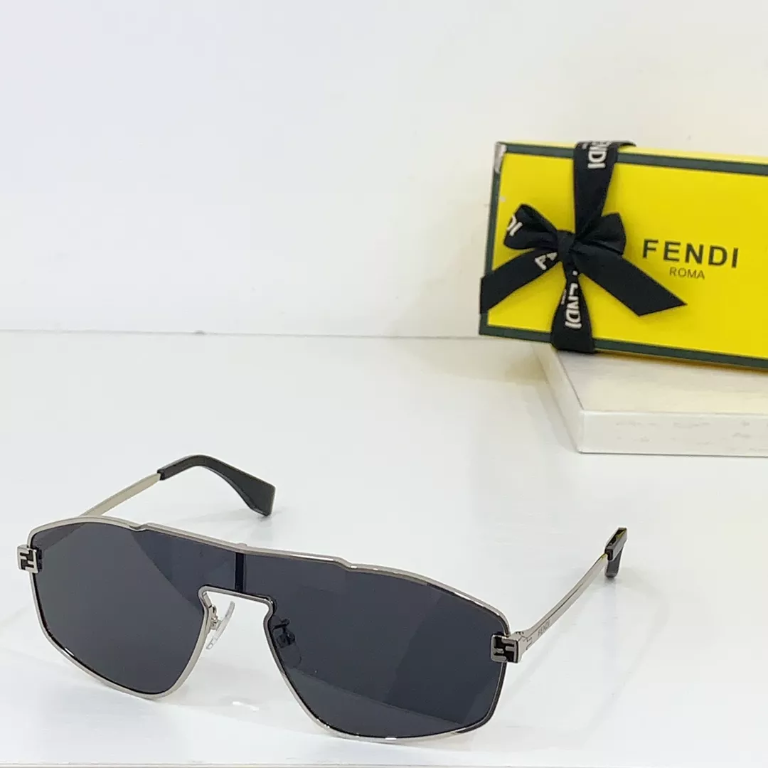 Fendi AAA Quality Sunglasses Durable 4983