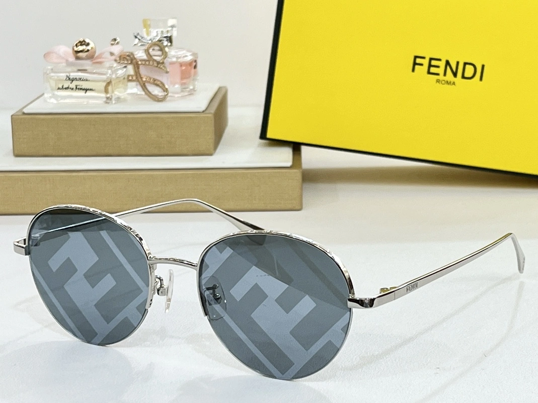Fendi AAA Quality Sunglasses Durable 6077