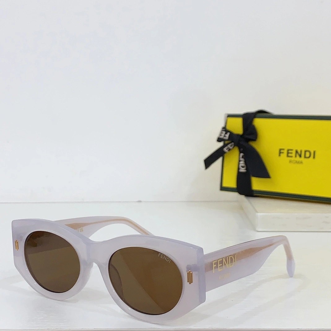 Fendi AAA Quality Sunglasses Durable 9462