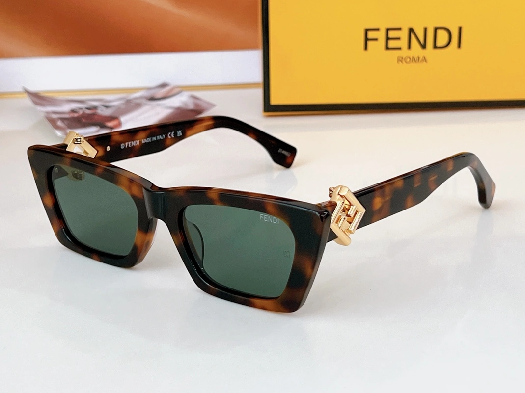 Fendi AAA Quality Sunglasses Durable 9512