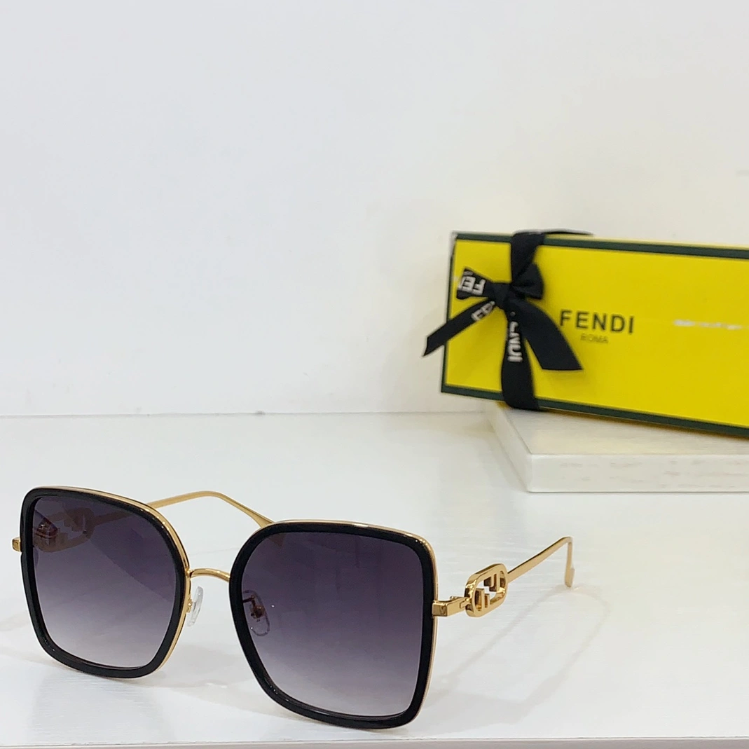 Fendi AAA Quality Sunglasses Efficient 4750