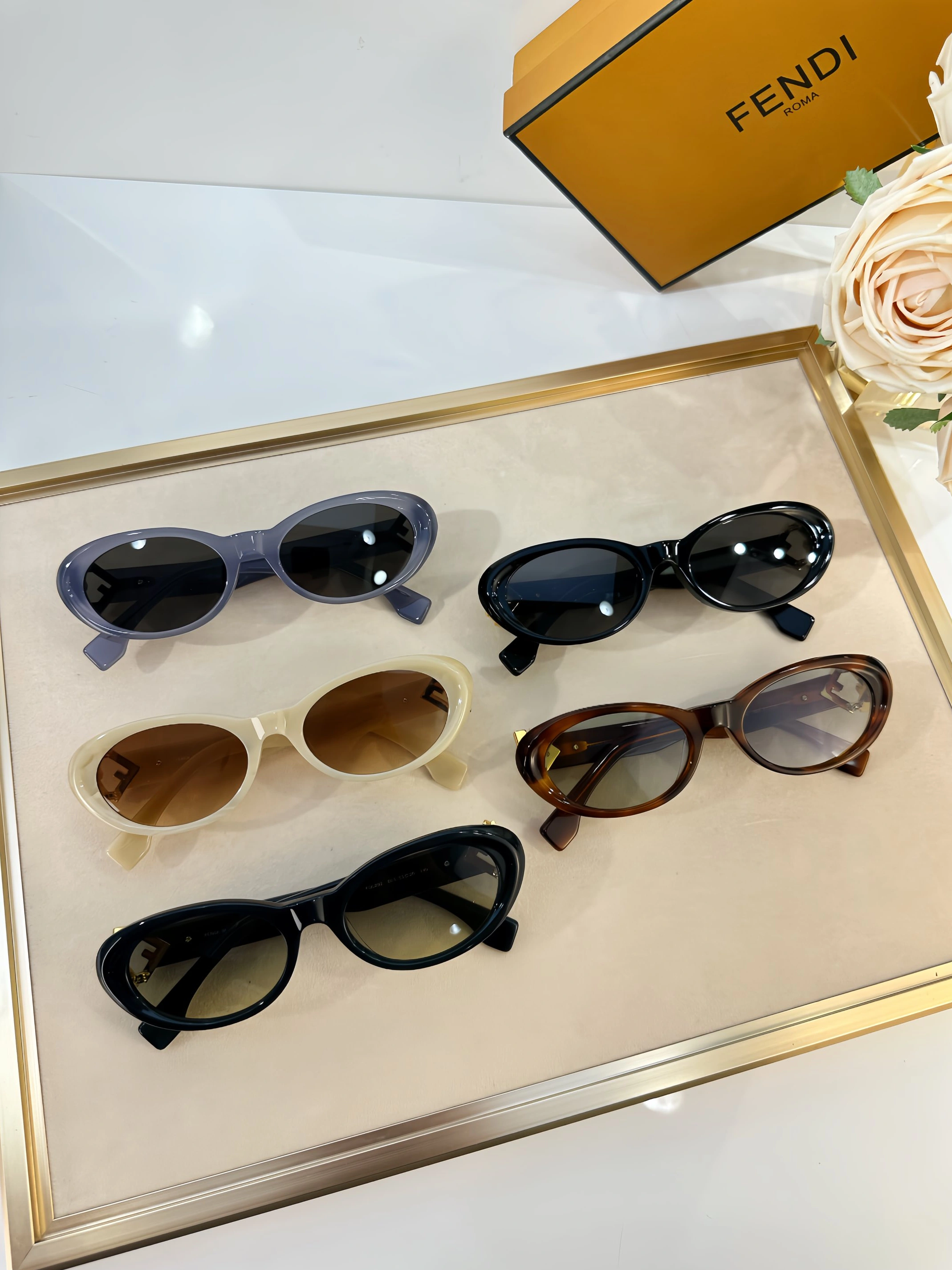 Fendi AAA Quality Sunglasses EyeCatching 9690